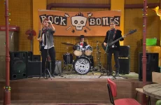 banda musical rock bones peter punk