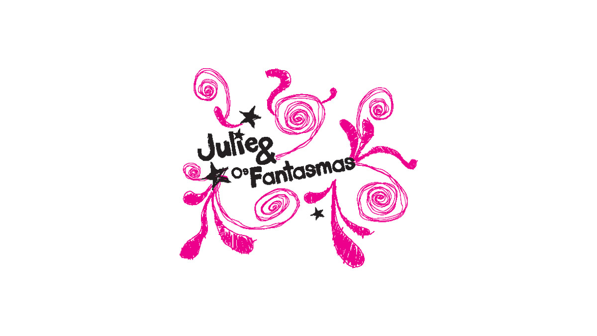 serie julie y los fantasmas