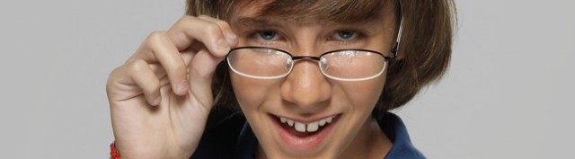 Conoce los personajes de la telenovela Supertorpe 3 filo