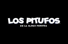 logo pelicula los pitufos en la aldea perdida