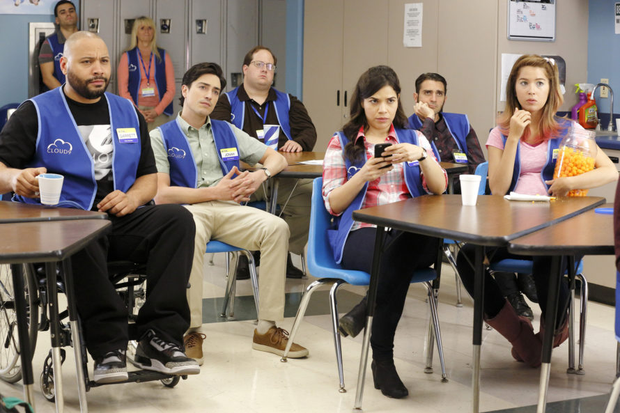Superstore, serie de estreno en Warner Channel 4 fotos serie superstore