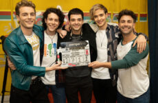 elenco serie freeks disney plus