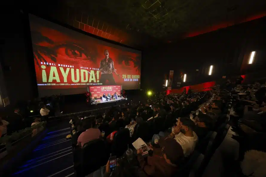 pelicula ayuda mexico 